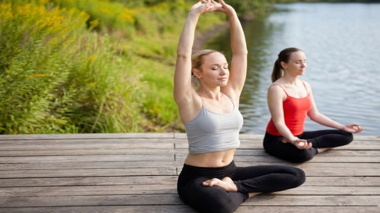 4 Simple Yoga Poses That May Help Strengthen Lungs and Improve Breathing
